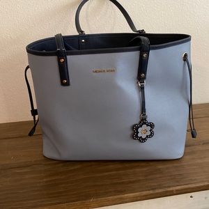 Michael Kors tote